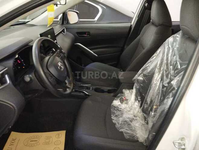 Toyota Corolla Cross-13