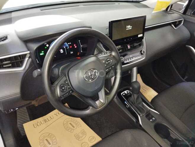 Toyota Corolla Cross-14