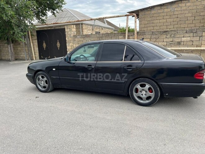 Mercedes E 200 1999, 294,575 km - 2.0 l - Bakı