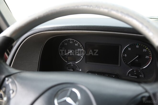 Mercedes Actros 1844 2009, 1,070,000 km - 12.0 l - Bakı