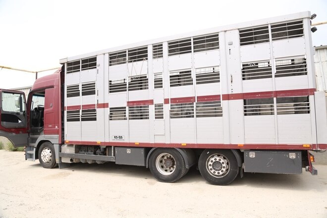 Mercedes Actros 1844 2009, 1,070,000 km - 12.0 l - Bakı
