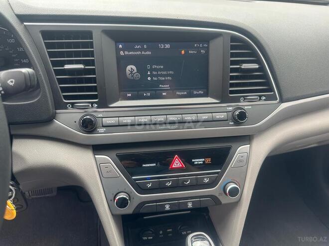 Hyundai Elantra 2017, 106,000 km - 2.0 l - Bakı