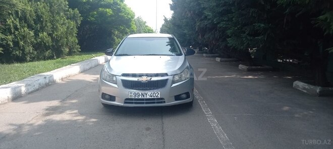 Chevrolet Cruze 2011, 295,360 km - 1.4 l - Qazax