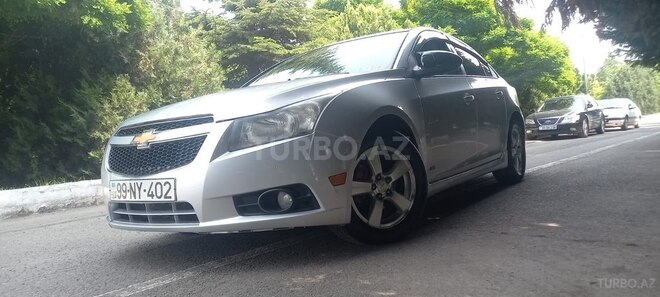 Chevrolet Cruze 2011, 295,360 km - 1.4 l - Qazax