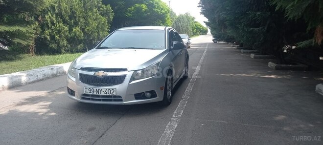 Chevrolet Cruze 2011, 295,360 km - 1.4 l - Qazax