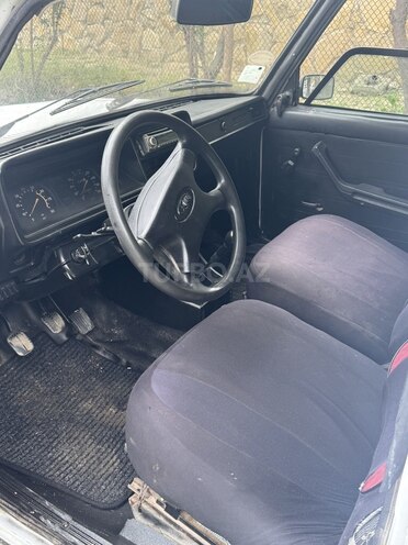 LADA (VAZ) 2107 1985, 80,000 km - 1.6 l - Yevlax