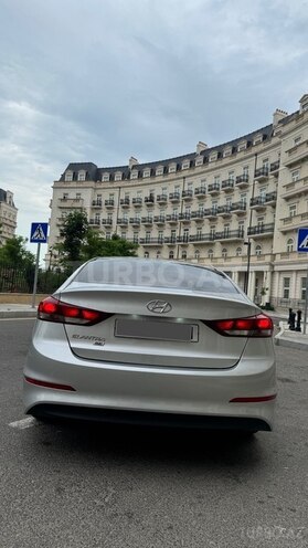 Hyundai Elantra 2018, 82,000 km - 2.0 l - Bakı