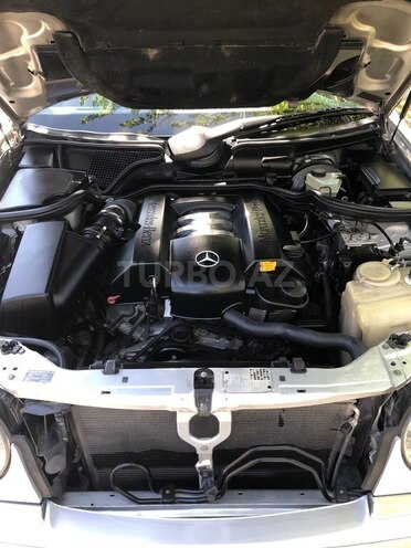 Mercedes E 240 1999, 357,780 km - 2.4 l - Şəmkir