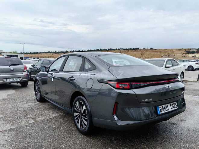 Changan Qiyuan A05-7