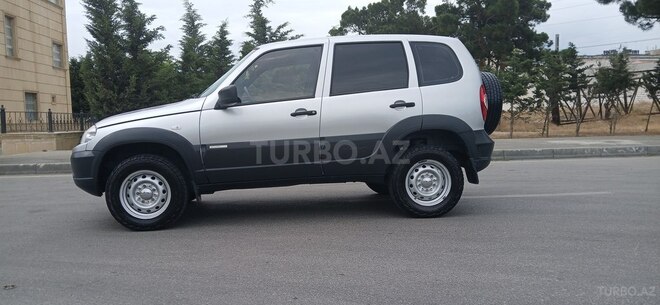 Chevrolet Niva 2012, 203,540 km - 1.7 l - Bakı