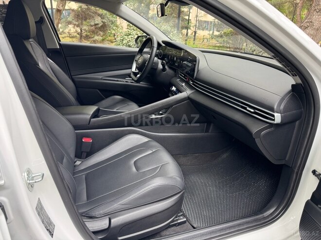 Hyundai Elantra 2024, 31,000 km - 1.5 l - Bakı