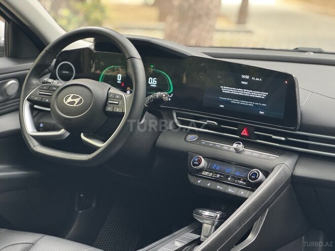 Hyundai Elantra 2024, 31,000 km - 1.5 l - Bakı