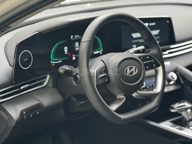 Hyundai Elantra 2024, 31,000 km - 1.5 l - Bakı