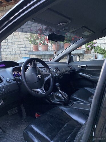 Honda Civic 2008, 247,408 km - 1.3 l - Şəki