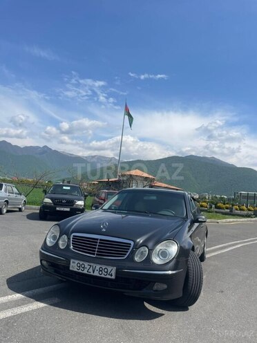 Mercedes E 270 2003, 150,000 km - 2.7 l - Qax