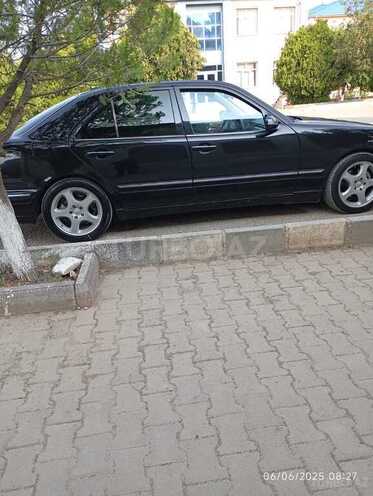Mercedes E 270 2000, 480,000 km - 2.7 л - Babək