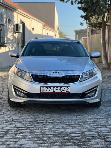 Kia K5-1