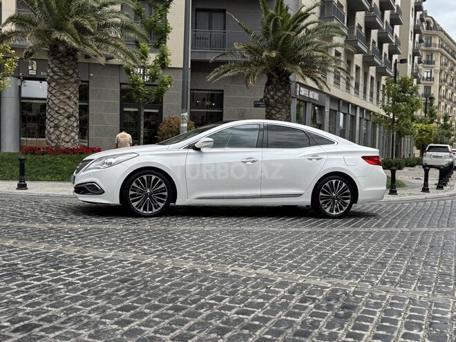 Hyundai Grandeur 2015, 240,000 km - 2.2 l - Bakı
