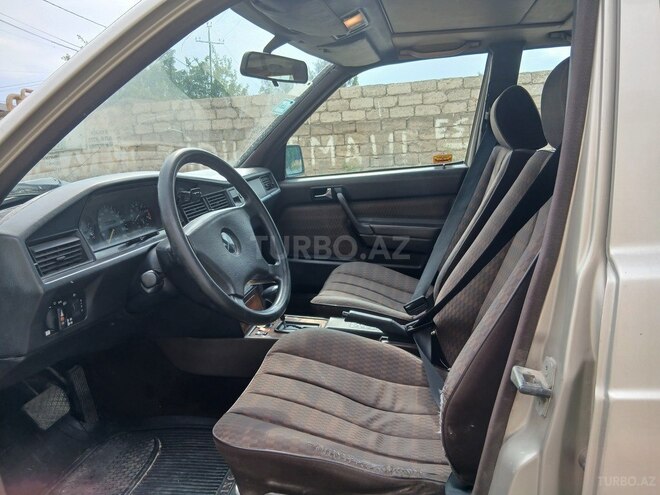Mercedes 190 1990, 318,000 km - 2.0 l - Bakı