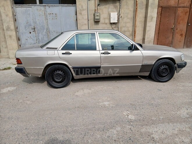 Mercedes 190 1990, 318,000 km - 2.0 l - Bakı