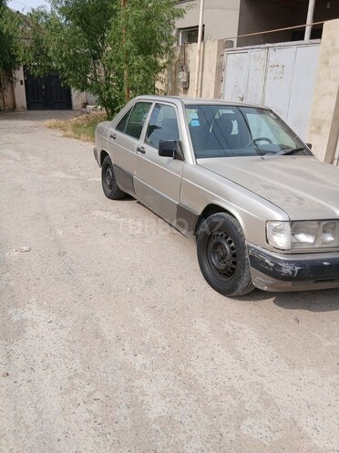 Mercedes 190 1990, 318,000 km - 2.0 l - Bakı