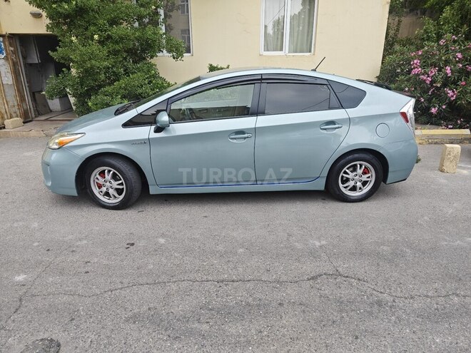 Toyota Prius 2013, 286,463 km - 1.8 л - Bakı