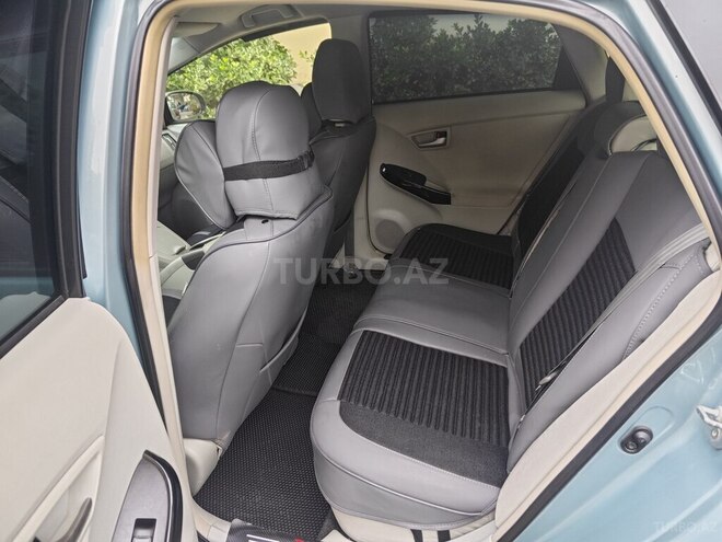 Toyota Prius 2013, 286,463 km - 1.8 л - Bakı