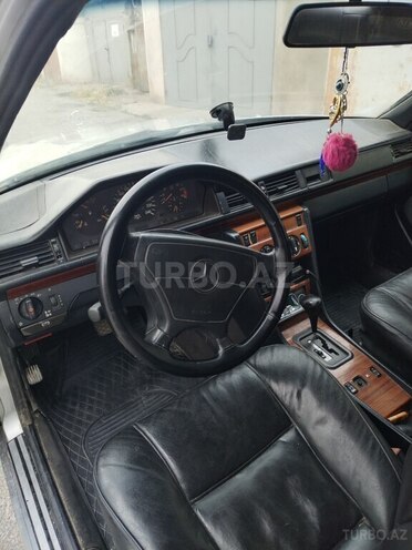 Mercedes E 220 1993, 343,000 km - 2.2 л - Bakı