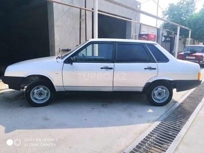 LADA (VAZ) 21099 2004, 100,000 km - 1.5 л - Salyan