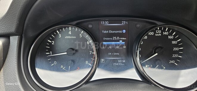 Nissan X-Trail-13
