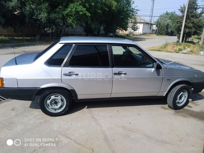 LADA (VAZ) 21099 2004, 100,000 km - 1.5 л - Salyan