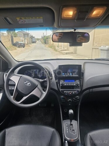 Hyundai Accent 2016, 123,400 km - 1.6 l - Bakı