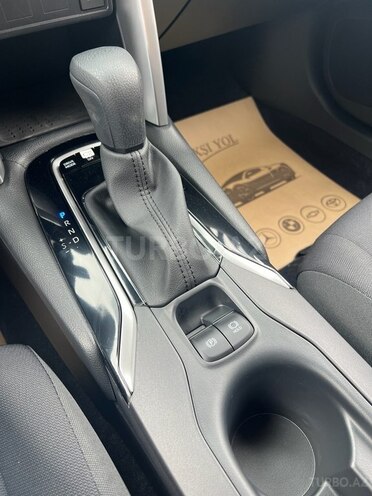Toyota Corolla Cross 2025, 0 km - 2.0 л - Bakı