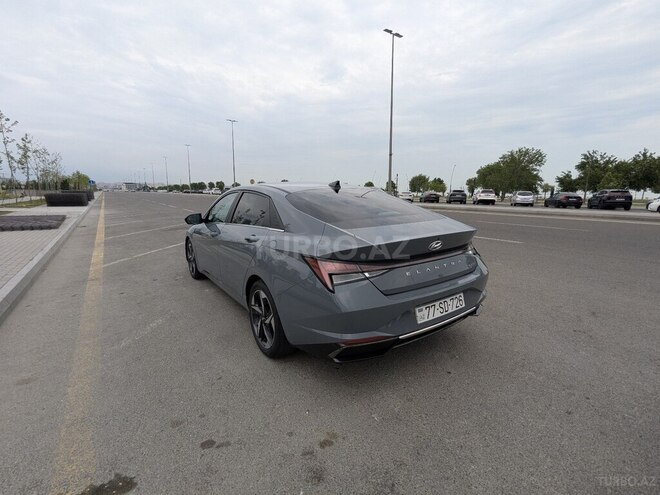 Hyundai Elantra 2021, 122,710 km - 1.6 l - Bakı