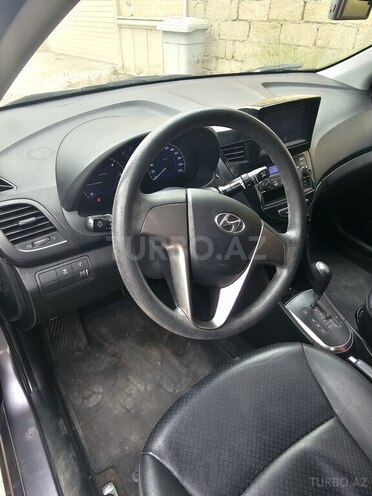 Hyundai Accent 2016, 123,400 km - 1.6 l - Bakı