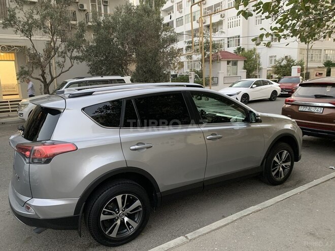 Toyota RAV4 2017, 180,000 km - 2.0 l - Bakı