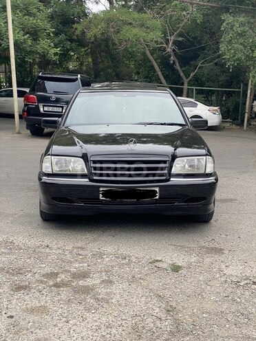 Mercedes C 240 2000, 112,210 km - 2.4 l - Bakı