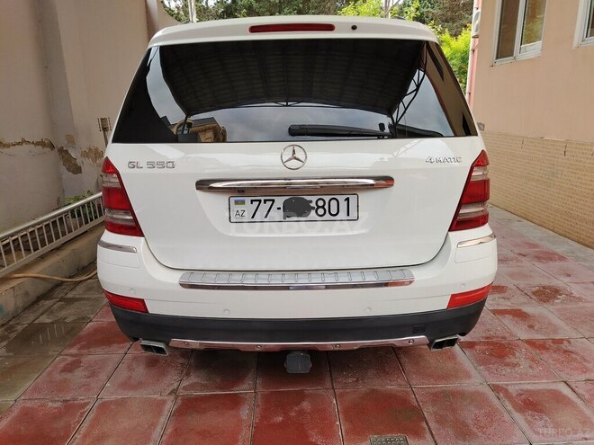 Mercedes GL 550 2008, 174,000 km - 5.5 l - Bakı