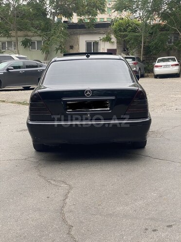 Mercedes C 240 2000, 112,210 km - 2.4 l - Bakı