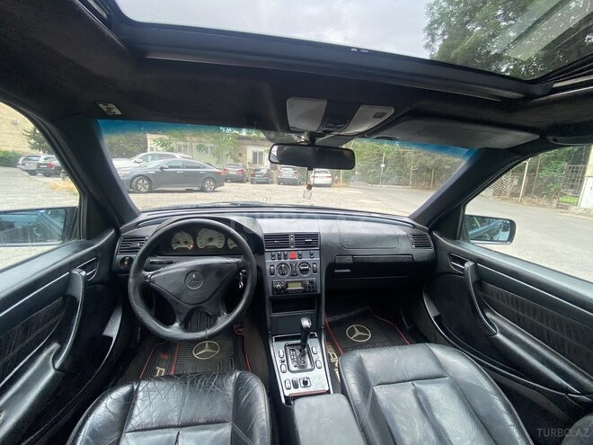 Mercedes C 240 2000, 112,210 km - 2.4 l - Bakı