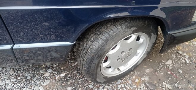 Mercedes 190 1990, 321,086 km - 1.8 л - Bərdə