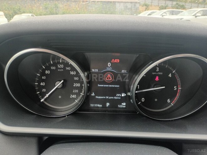 Land Rover Discovery-4