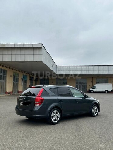 Kia  2011, 246,737 km - 1.6 l - İmişli