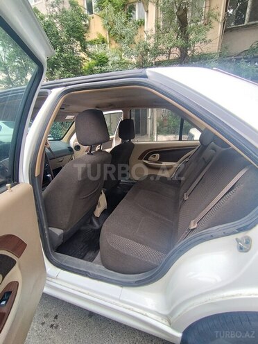 Peugeot 405 2019, 117,000 km - 1.6 l - Bakı