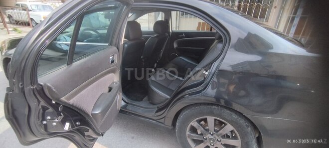 Chevrolet Epica 2010, 300,100 km - 2.0 l - Şəki