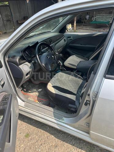 Mitsubishi Airtrek 2001, 189,635 km - 2.0 л - Ağstafa