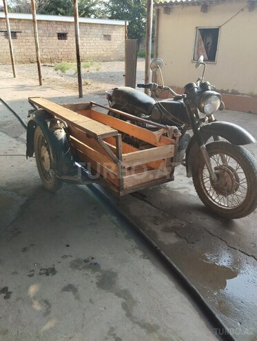 Dnepr 11 1972, 296,000 km - 0.7 l - Saatlı