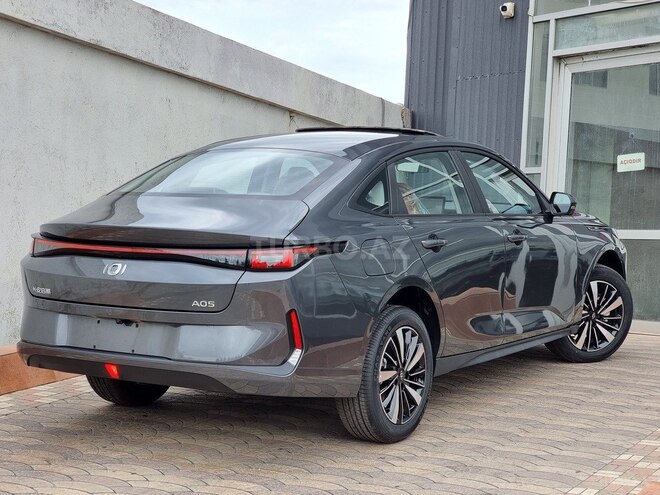 Changan Qiyuan A05 2025, 0 km - 1.5 l - Bakı