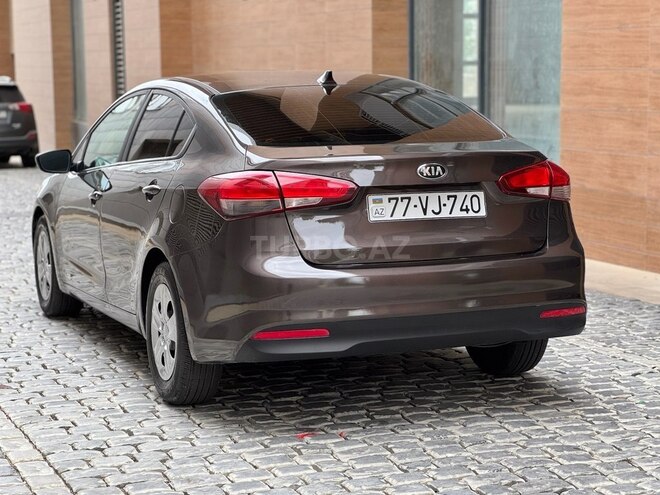 Kia Forte-6