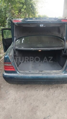 Mercedes E 240 1997, 482,093 km - 2.4 l - Cəlilabad